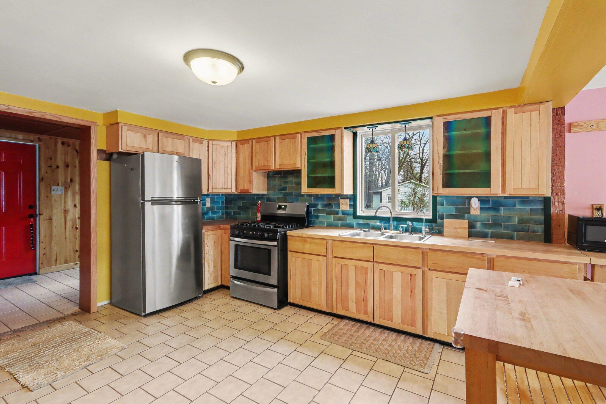 12015 Oakridge Road Plainwell, MI 49080 - Photo 6 of 28 008_file_3723