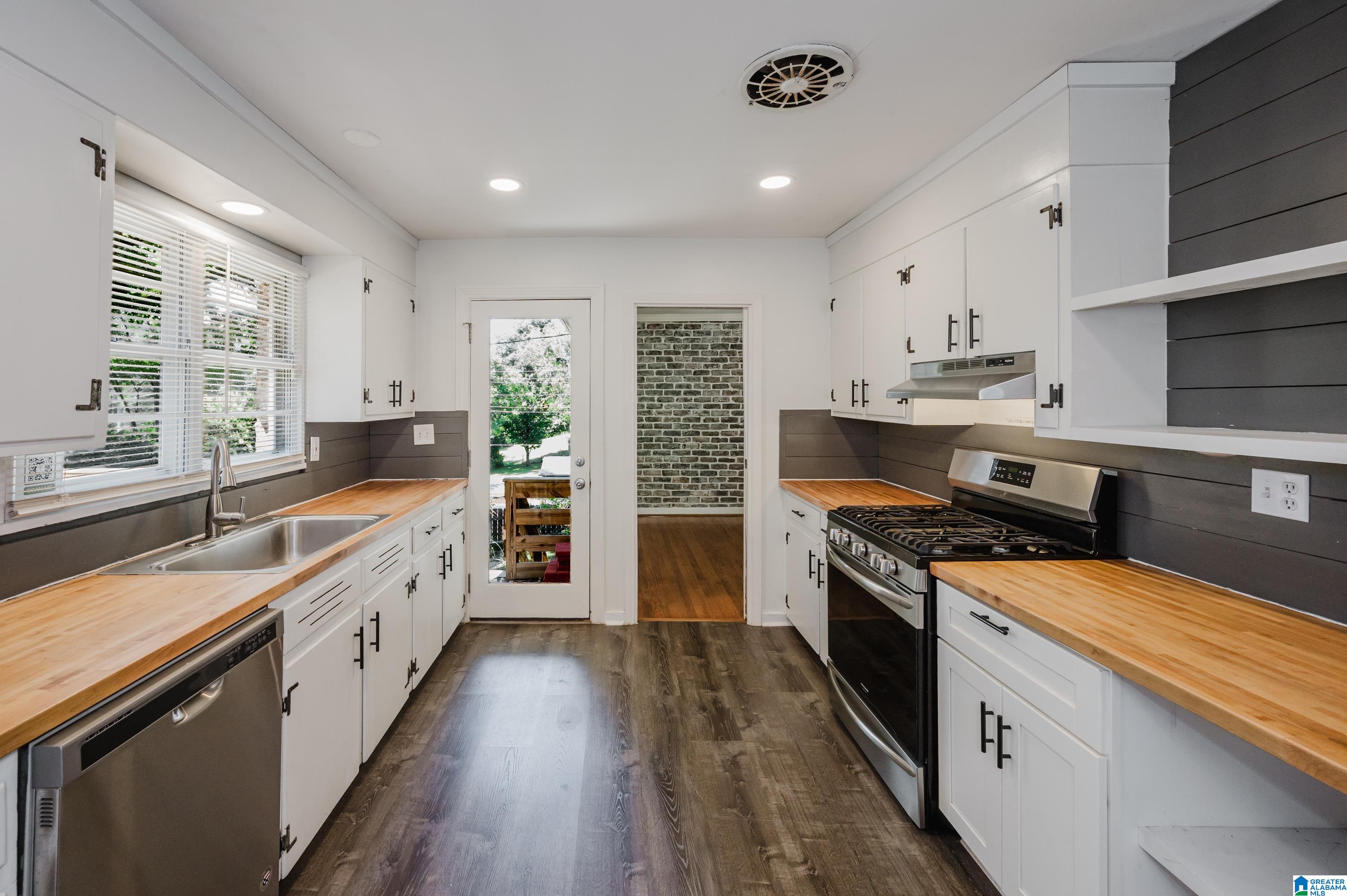 1109 Sunset Boulevard Birmingham, AL 35213 - Photo 13 of 49