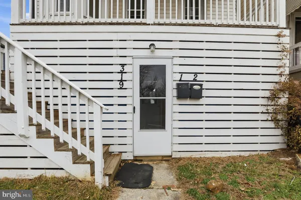 $1,700 | 319 East A Street, Unit 1, Brunswick, MD 21716