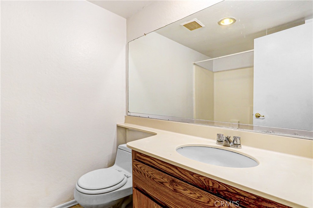 3535 Banbury Drive, Unit 84 Riverside, CA 92505 - Photo 10 of 16