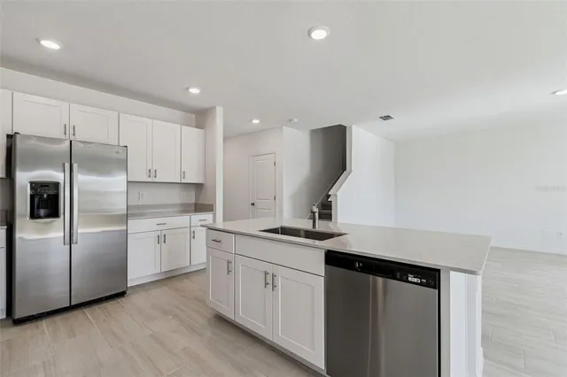 $3,000 | 1712 Tropical Oasis Avenue, Plant City, FL 33565