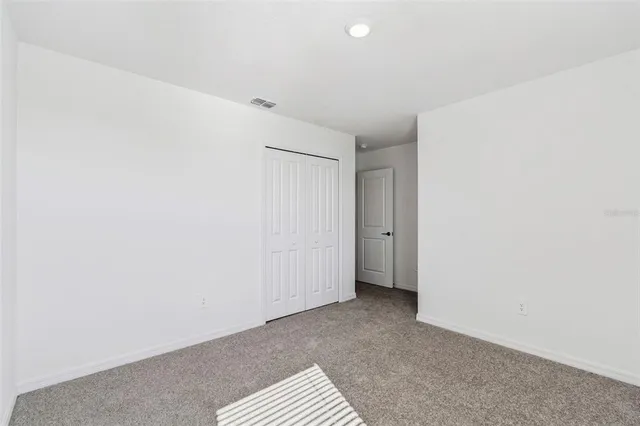 $3,000 | 1712 Tropical Oasis Avenue, Plant City, FL 33565