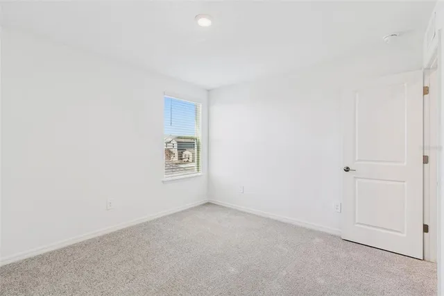 $3,000 | 1712 Tropical Oasis Avenue, Plant City, FL 33565