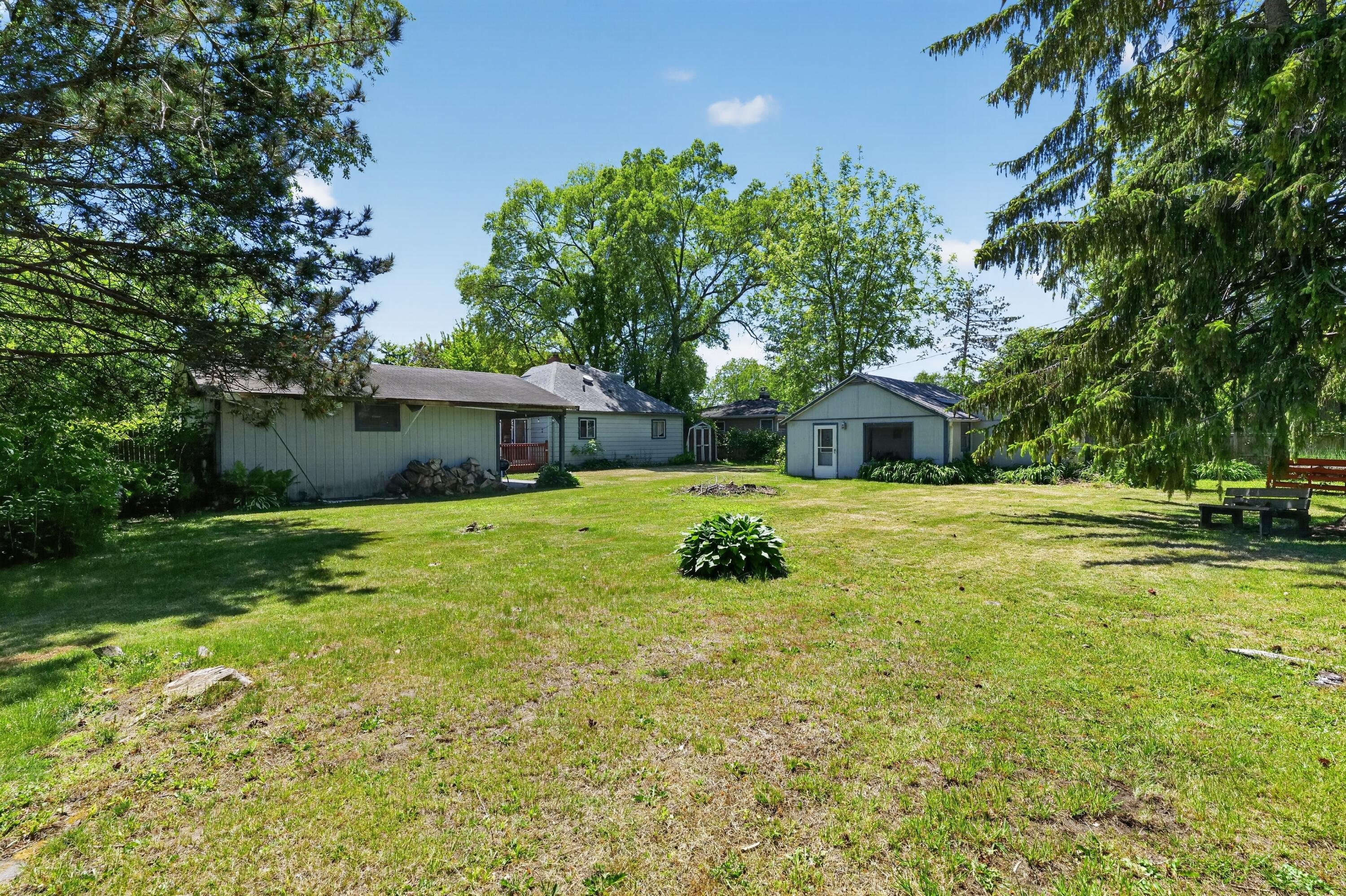 614 16th Place Somers, WI 53140 - Photo 28 of 39 04_614_16th_Pl-Exterior-7752