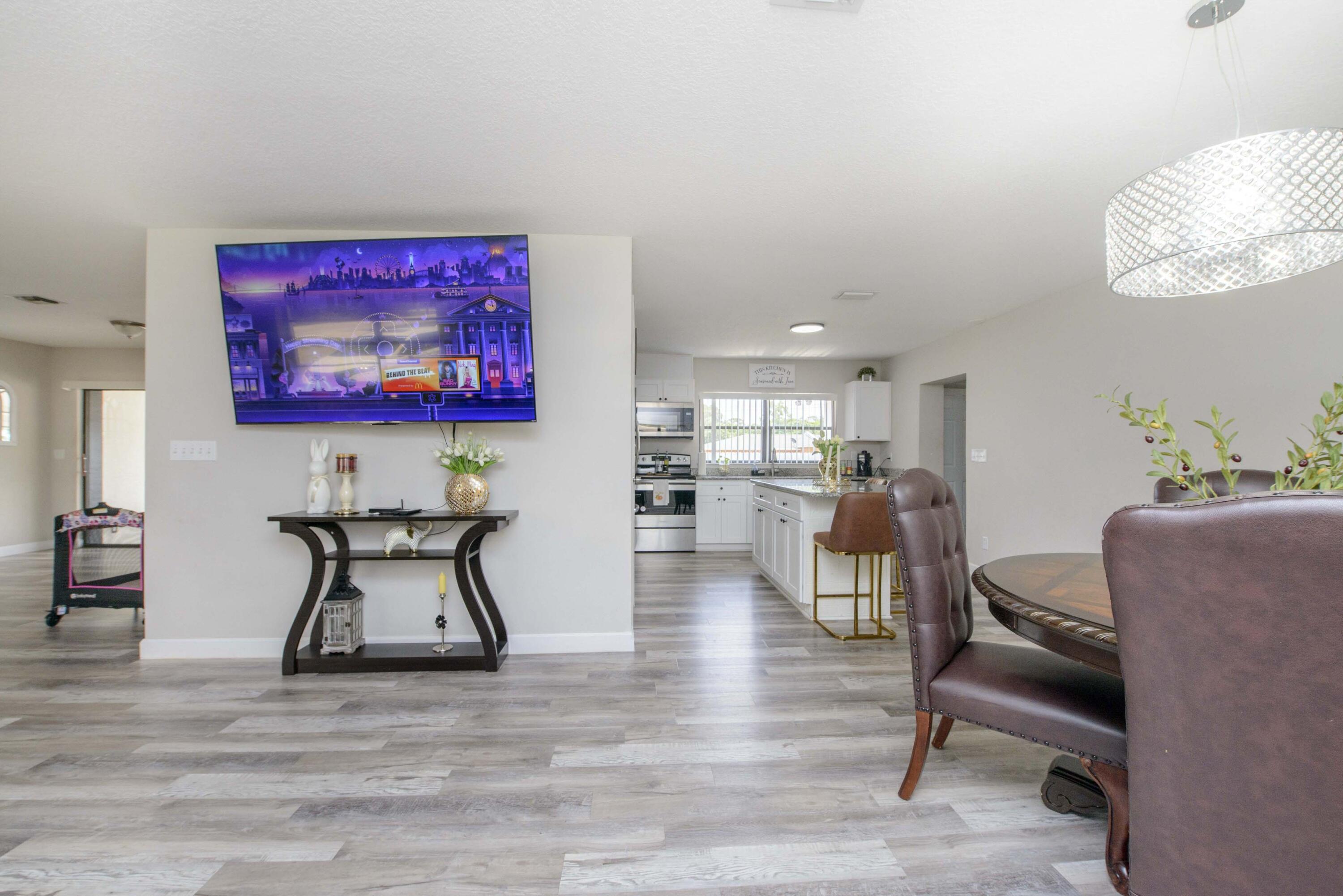 5234 Edwards Road Fort Pierce, FL 34981 - Photo 13 of 56 3- Dining Room (10)