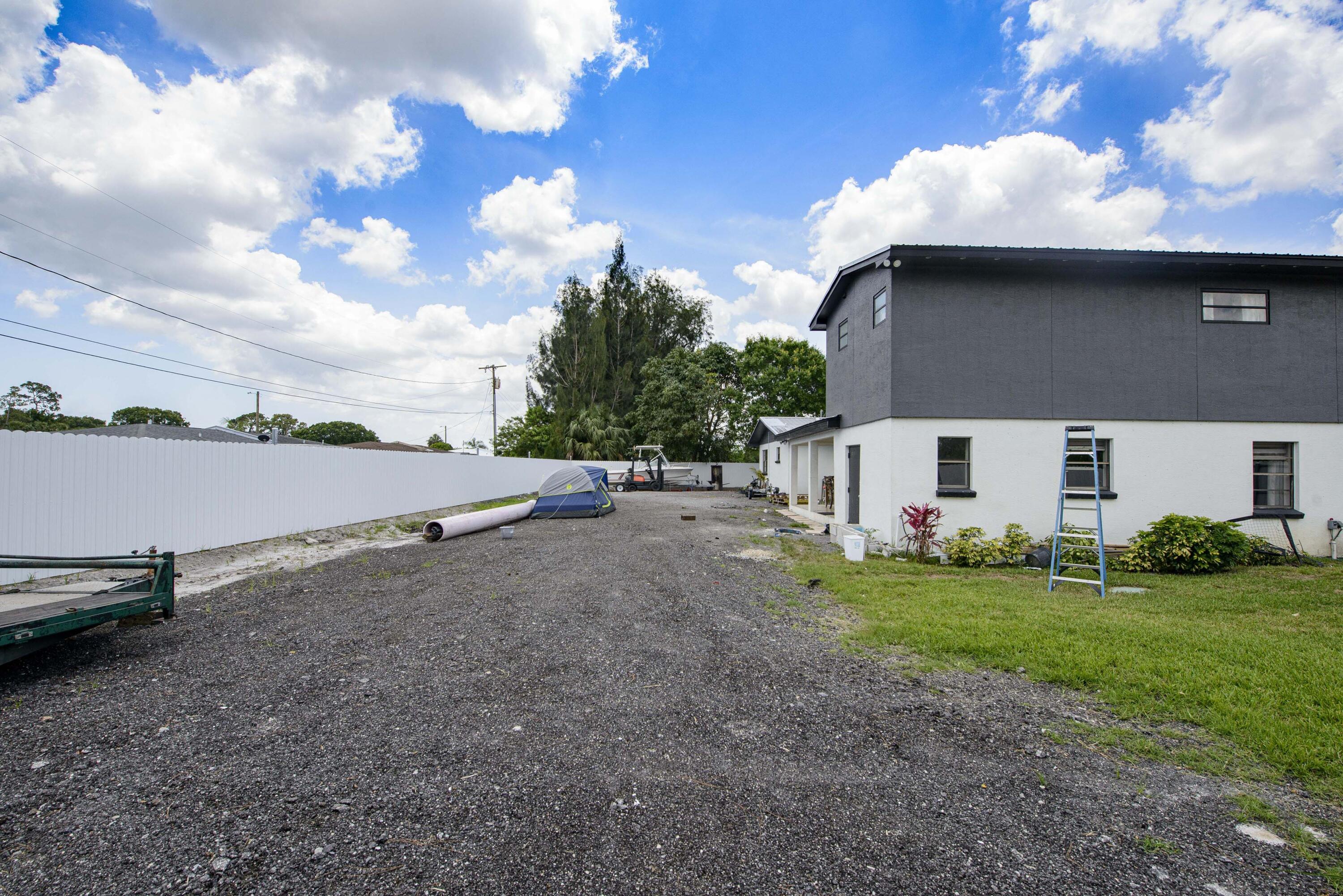 5234 Edwards Road Fort Pierce, FL 34981 - Photo 51 of 56 15- Backyard (2)