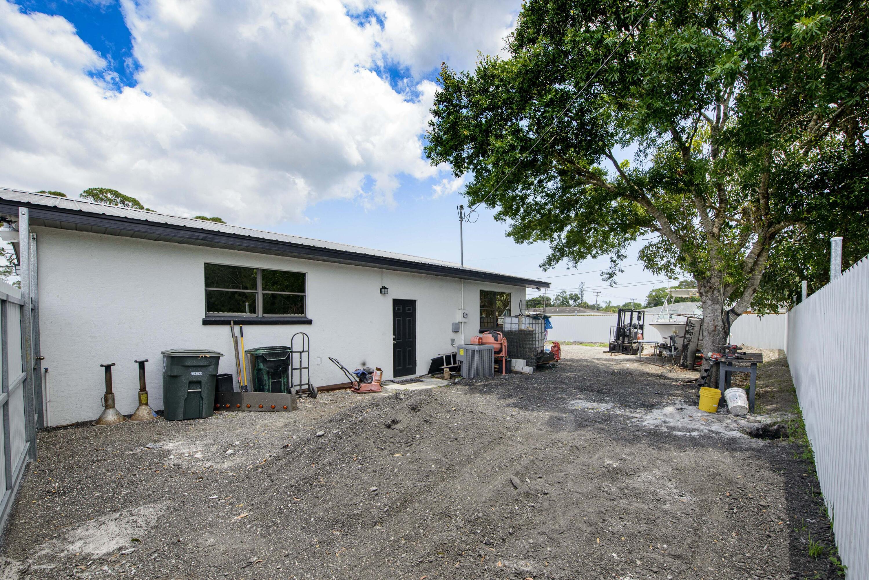 5234 Edwards Road Fort Pierce, FL 34981 - Photo 56 of 56 15- Backyard (7)