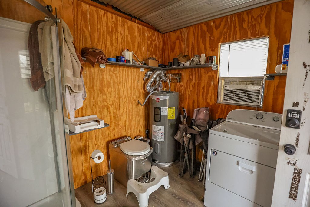 45475 None Rocksprings, TX 78880 - Photo 7 of 43 Incinerating Toilet