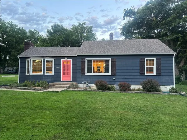 $238,900 | 13811 Belmont Avenue, Grandview, MO 64030
