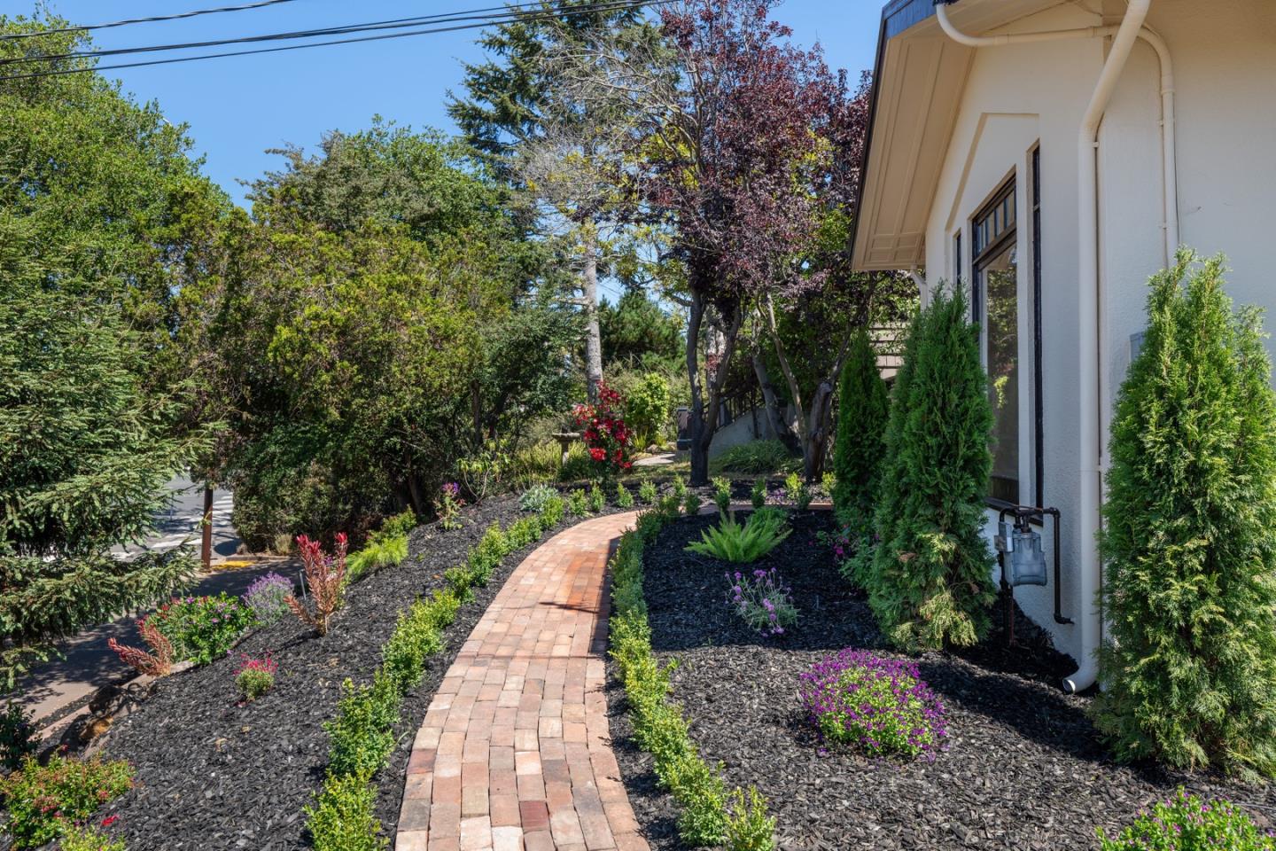 1105 The Alameda Berkeley, CA 94707 - Photo 4 of 33