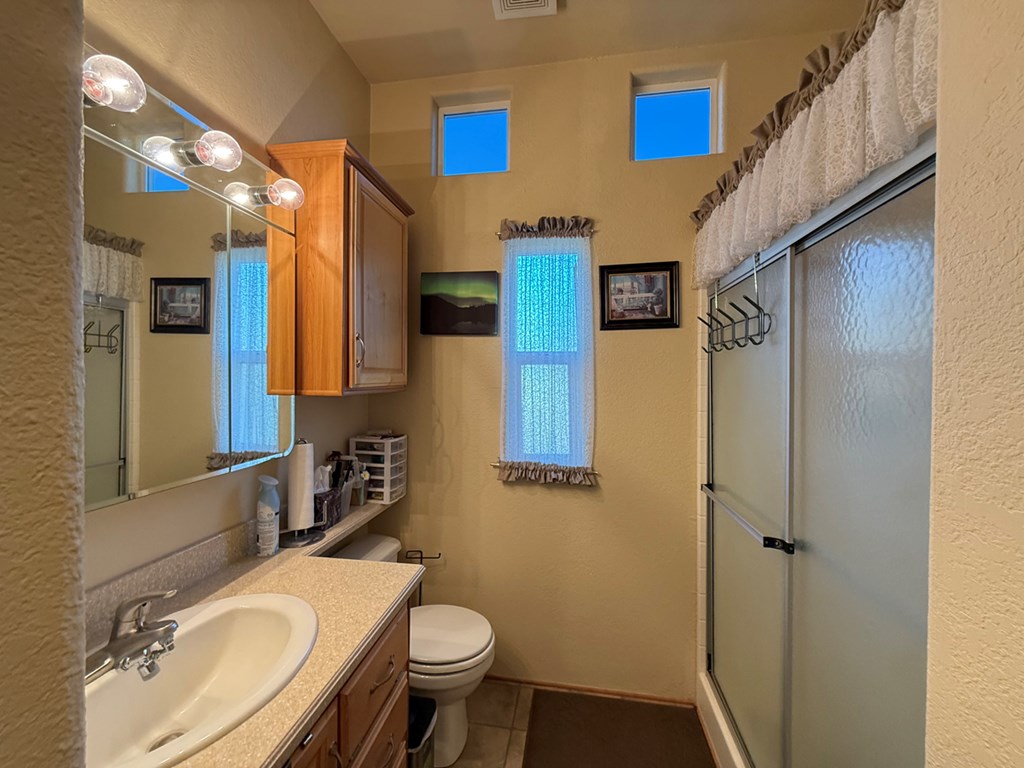 1 & 3 P Street Cascade, ID 83611 - Photo 17 of 38 3/4 Bath