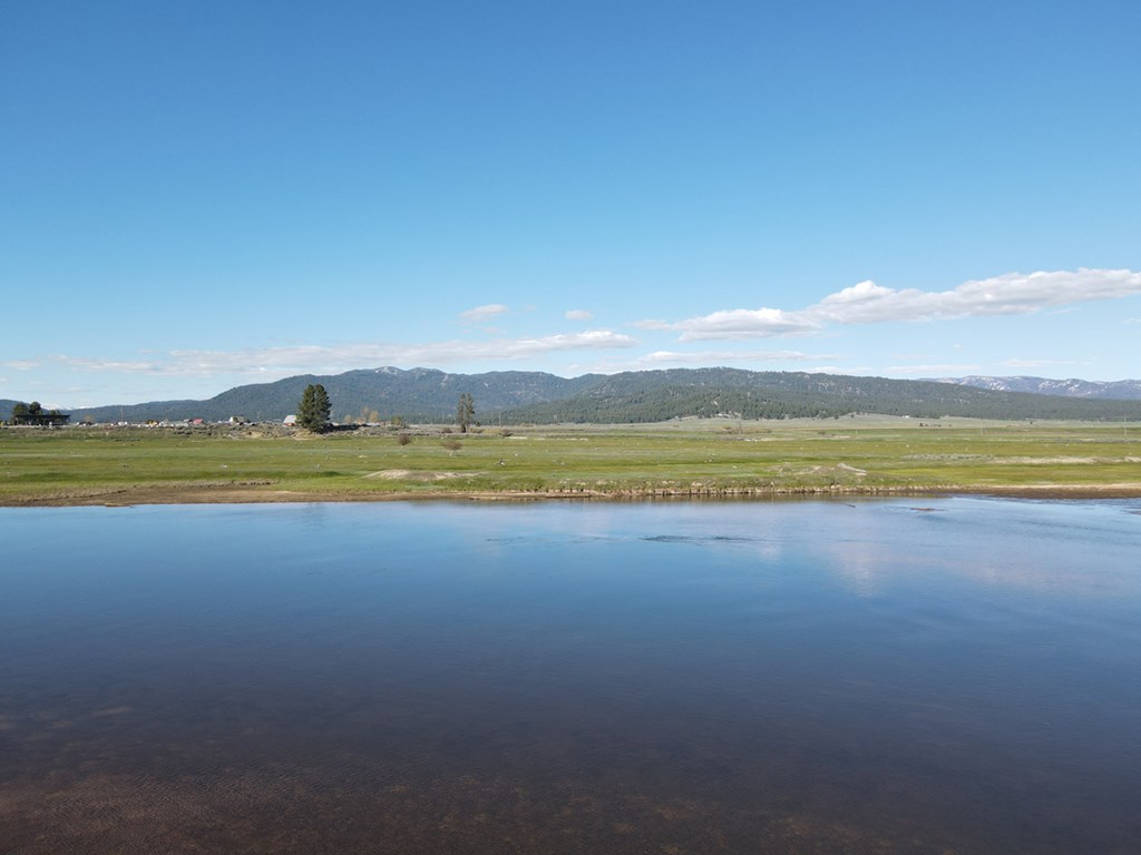 1 & 3 P Street Cascade, ID 83611 - Photo 2 of 38 Awesome Payette River Views