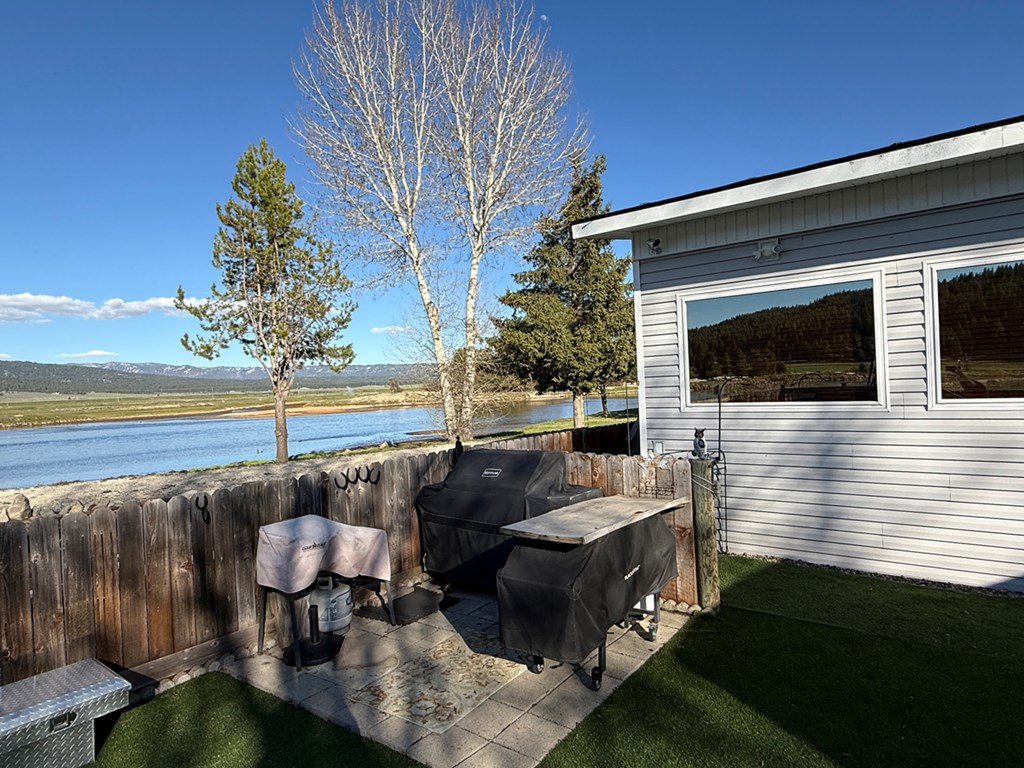 1 & 3 P Street Cascade, ID 83611 - Photo 23 of 38 Enjoy Some Grub on the Barbie