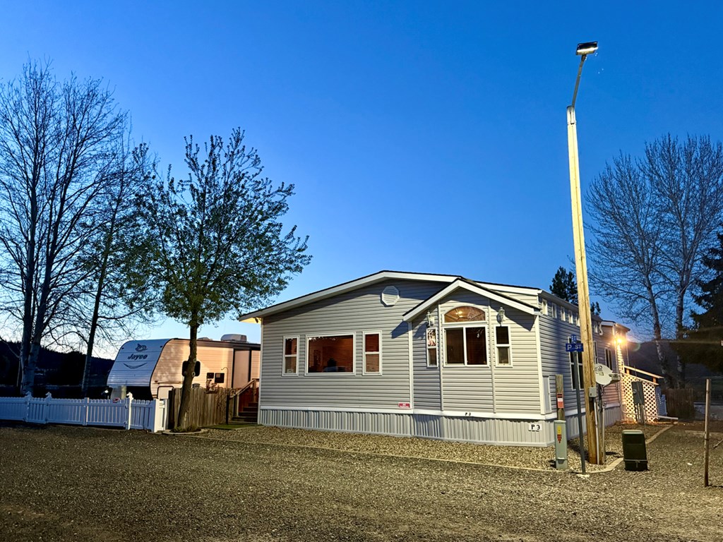 1 & 3 P Street Cascade, ID 83611 - Photo 24 of 38 Well Maintained Gem