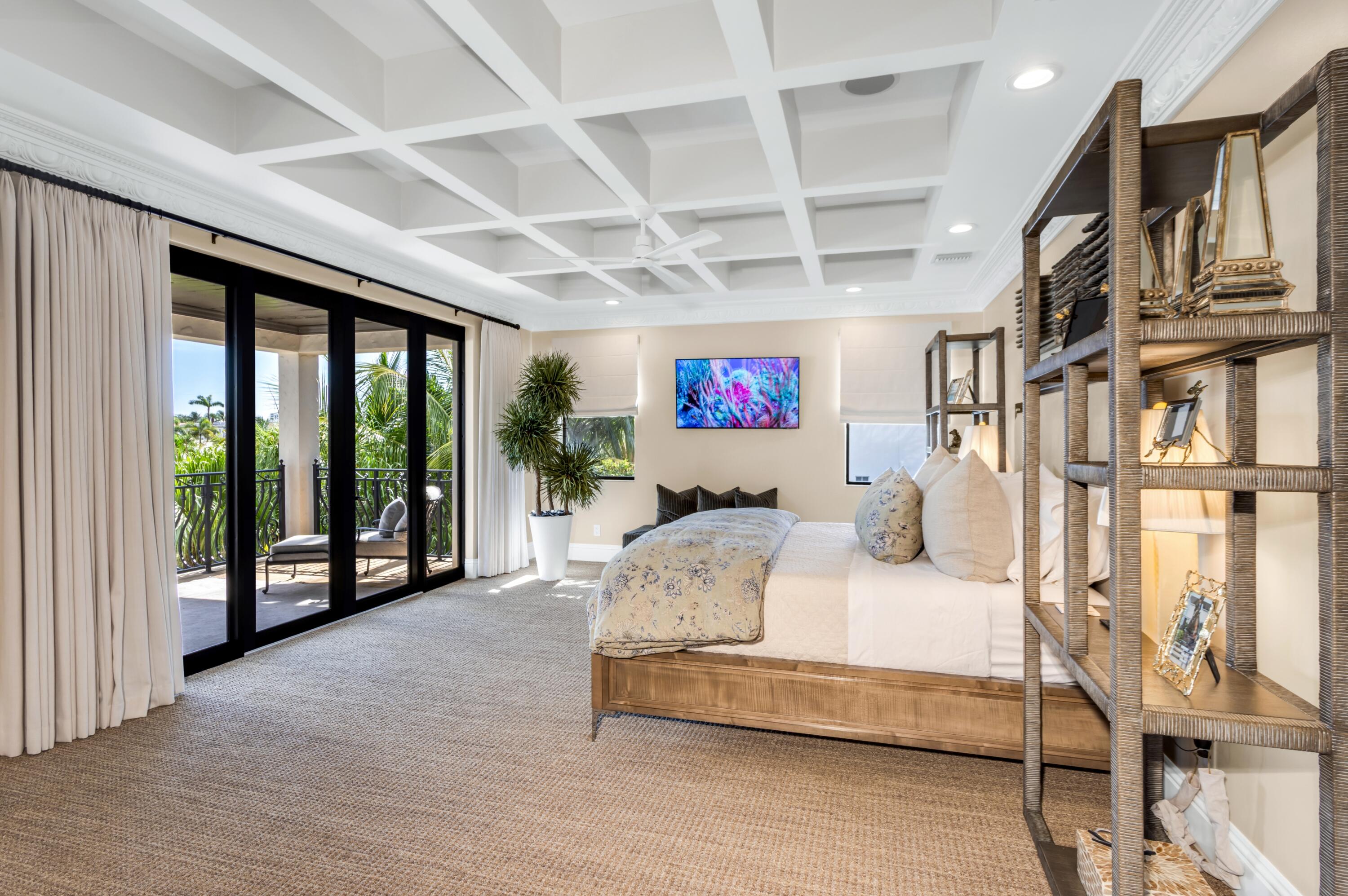 809 Northeast 71st Street Boca Raton, FL 33487 - Photo 19 of 43 mls_PRIMARY_BEDROOM_LOOKING_OUT_2