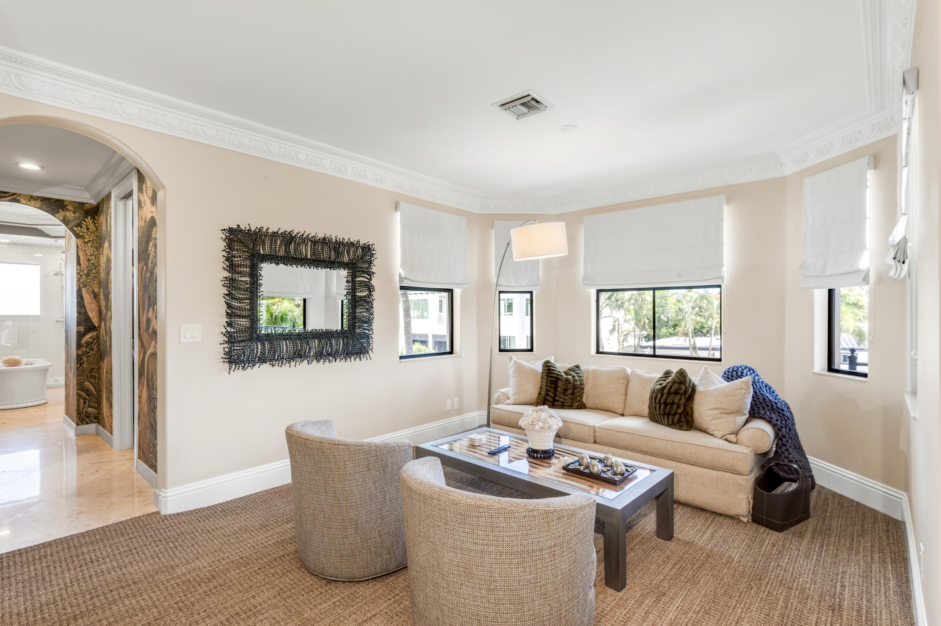 809 Northeast 71st Street Boca Raton, FL 33487 - Photo 20 of 43 mls_PRIMARY_SITTING_AREA