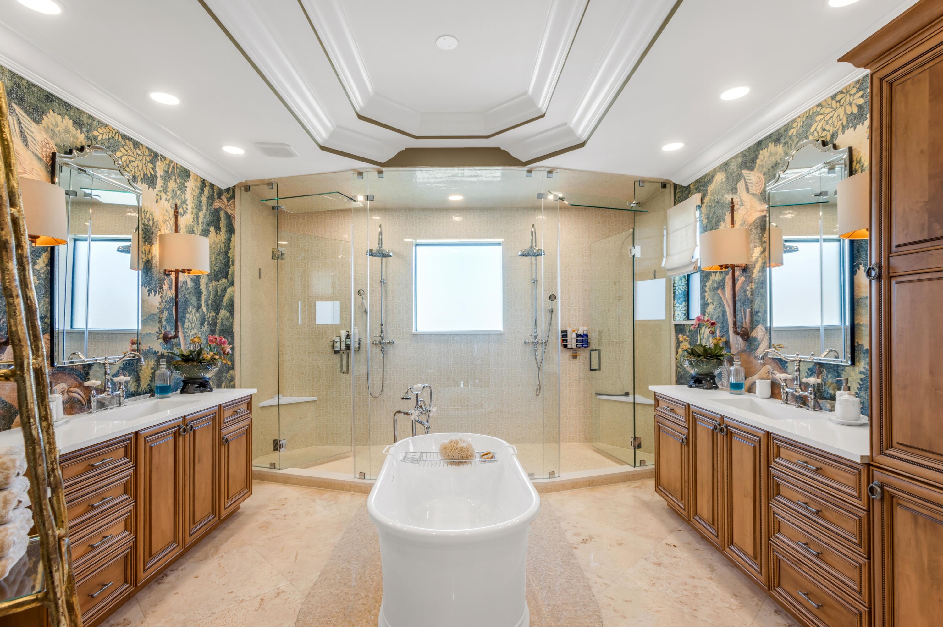 809 Northeast 71st Street Boca Raton, FL 33487 - Photo 21 of 43 mls_PRIMARY_BATHROOM_STRAIGHT