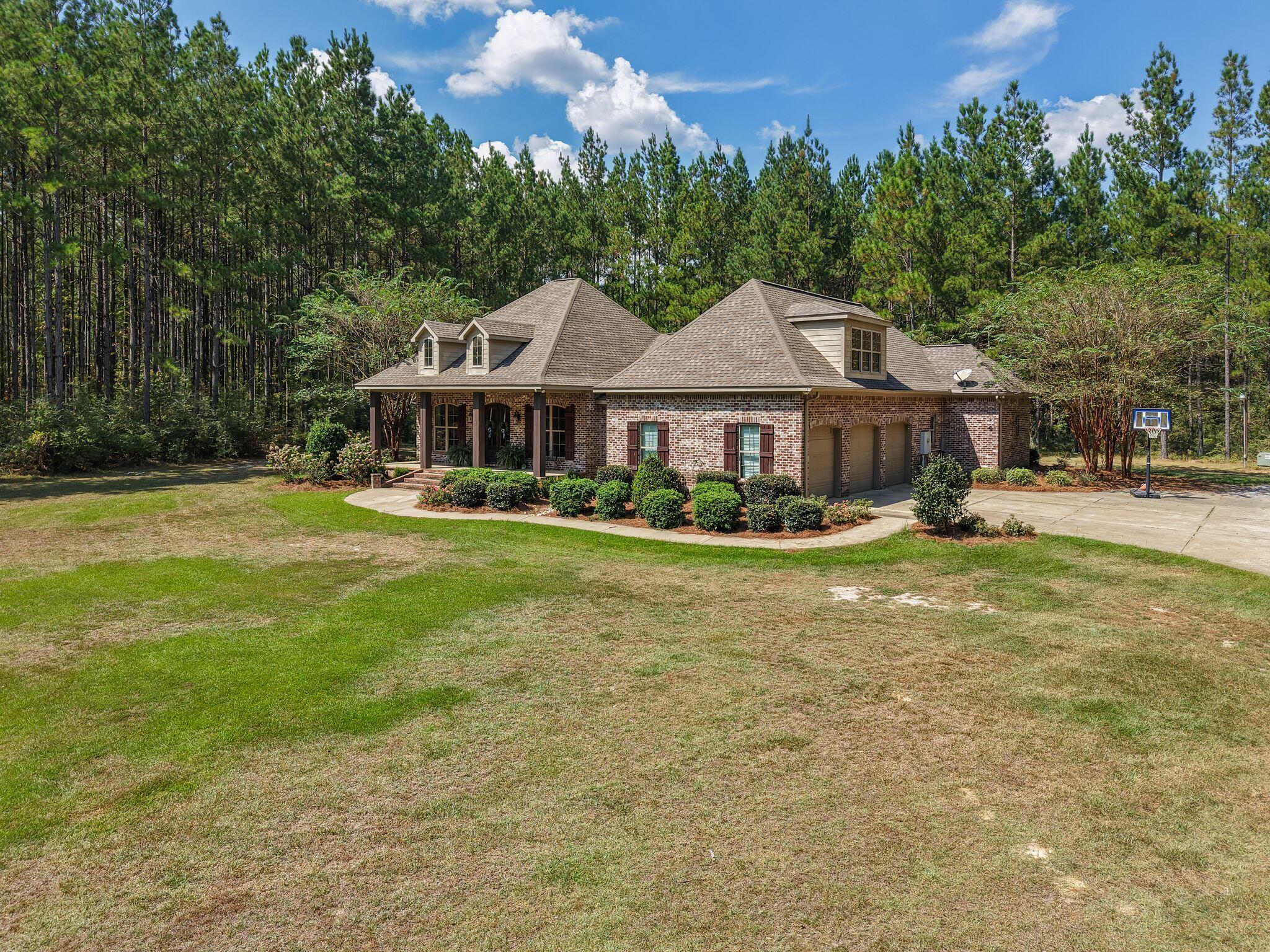 176 Big Hill Road Sumrall, MS 39482 - Photo 4 of 64 Gallery Image 4