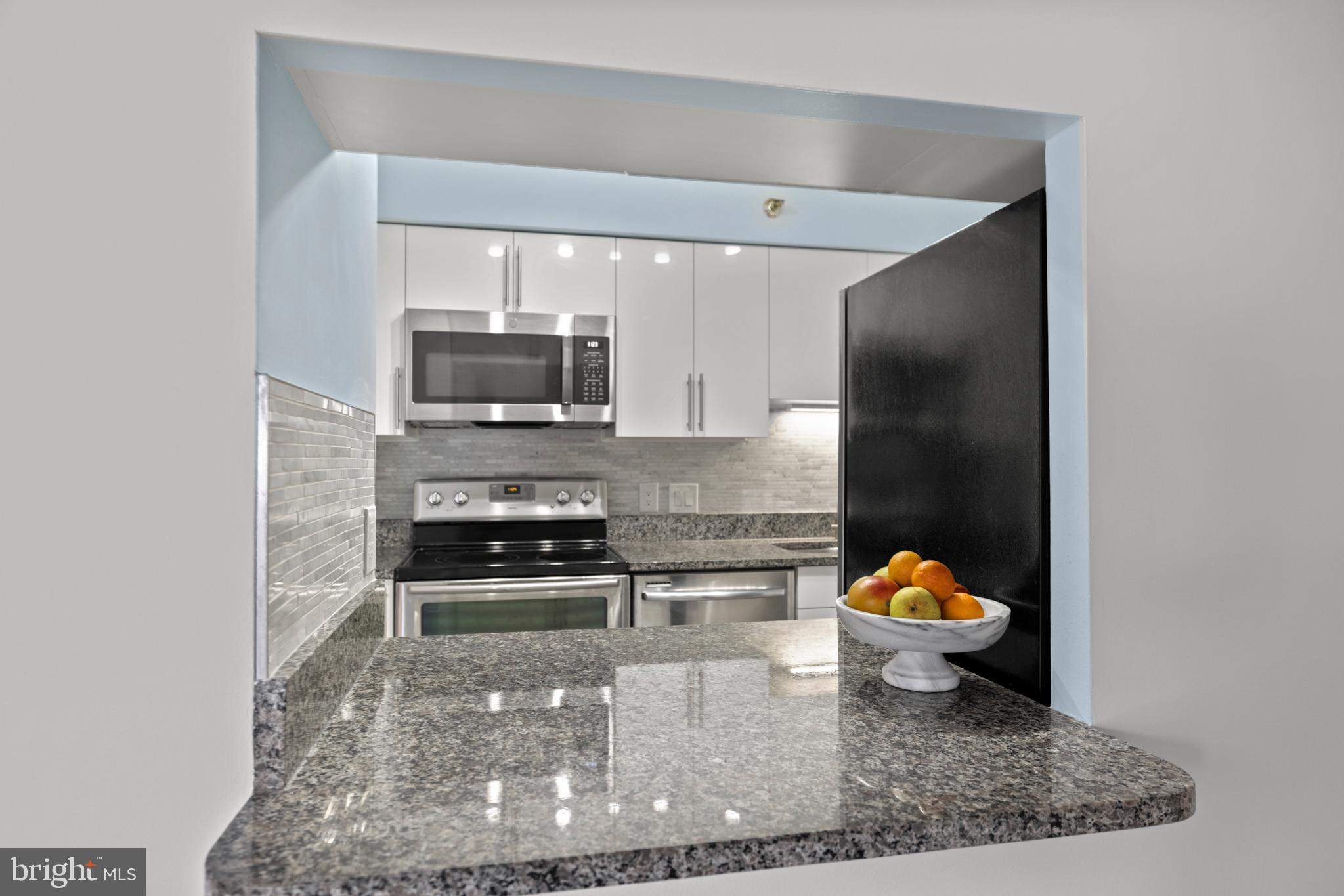 1301 North Courthouse Road, Unit 1201 Arlington, VA 22201 - Photo 18 of 35