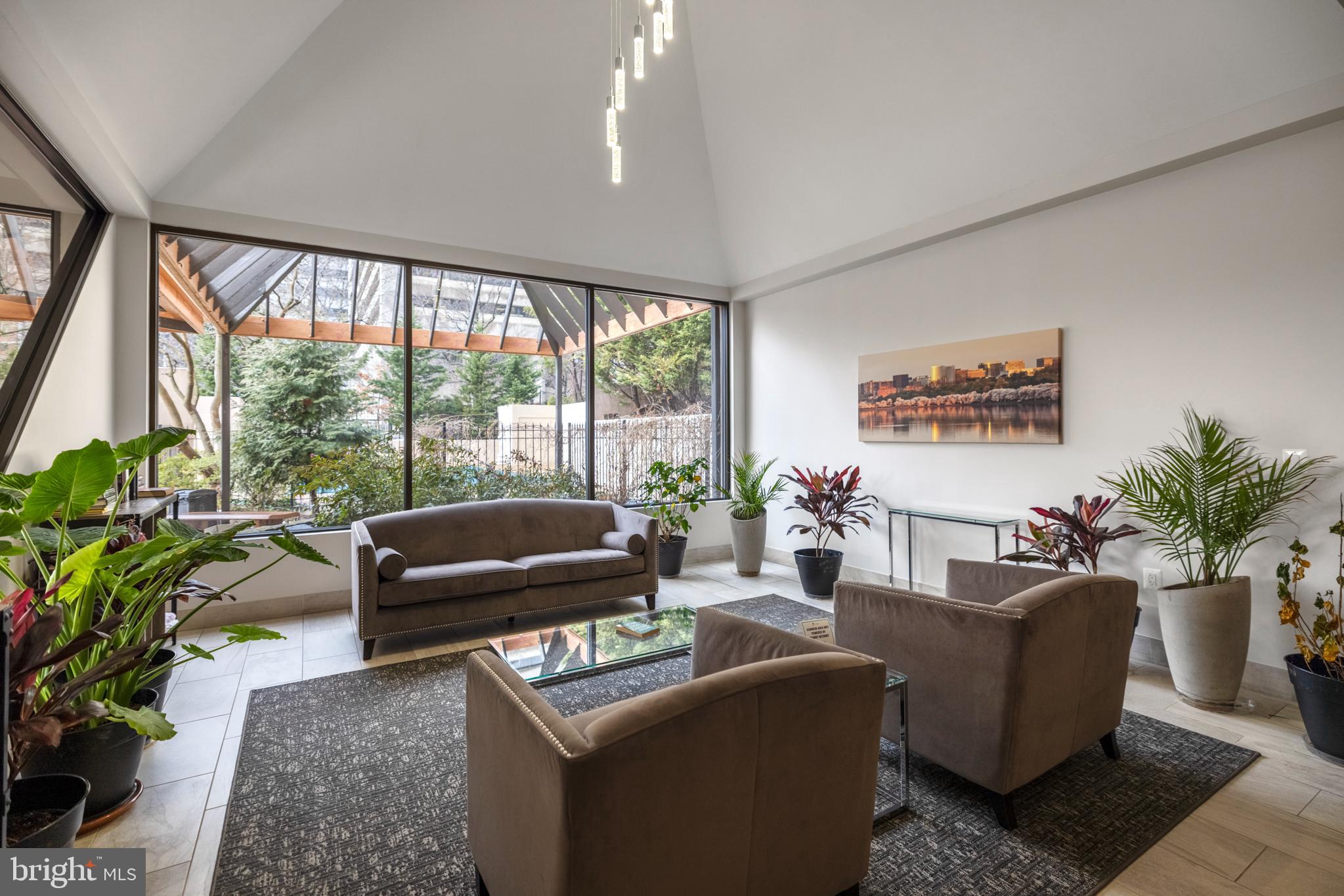 1301 North Courthouse Road, Unit 1201 Arlington, VA 22201 - Photo 6 of 35