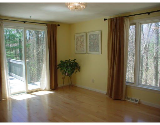 29 Falcon Road Sharon, MA 02067 - Photo 7 of 23 Gallery Image 7