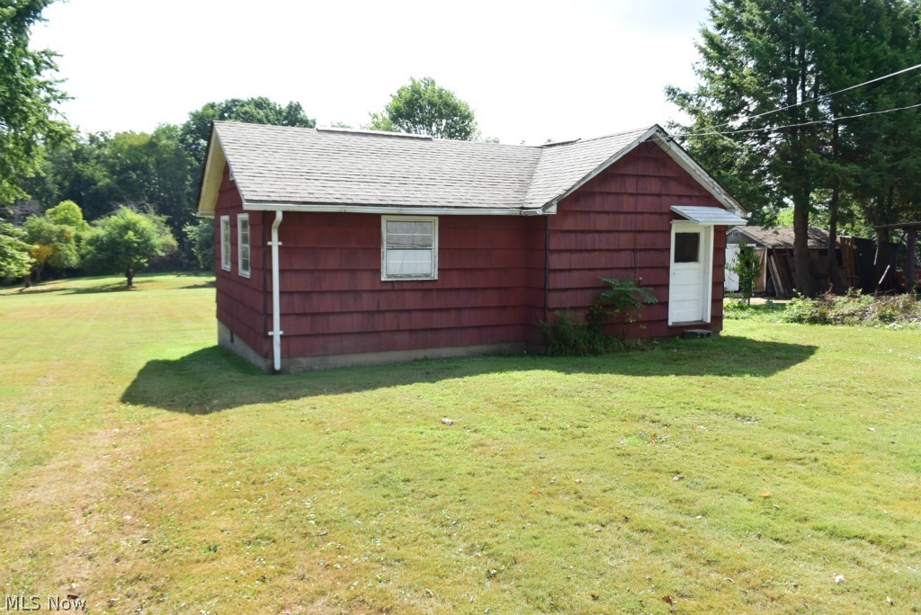 1631 Brittain Road Akron, OH 44310 - Photo 20 of 23 Shed
