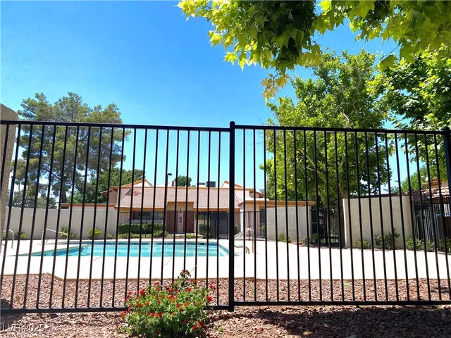 $1,280 | 1515 East Reno Avenue, Unit C206, Las Vegas, NV 89119