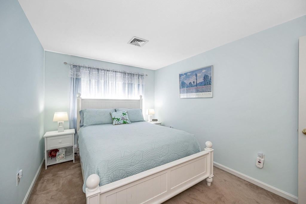 66 Colburn Road Reading, MA 01867 - Photo 19 of 40 Gallery Image 19