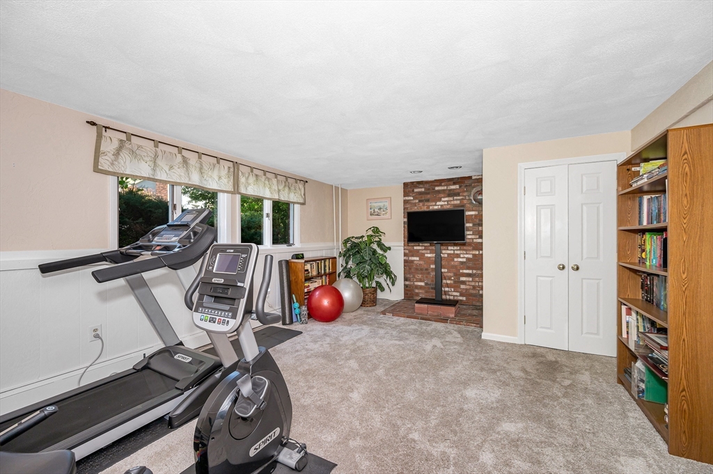 66 Colburn Road Reading, MA 01867 - Photo 25 of 40 Gallery Image 25