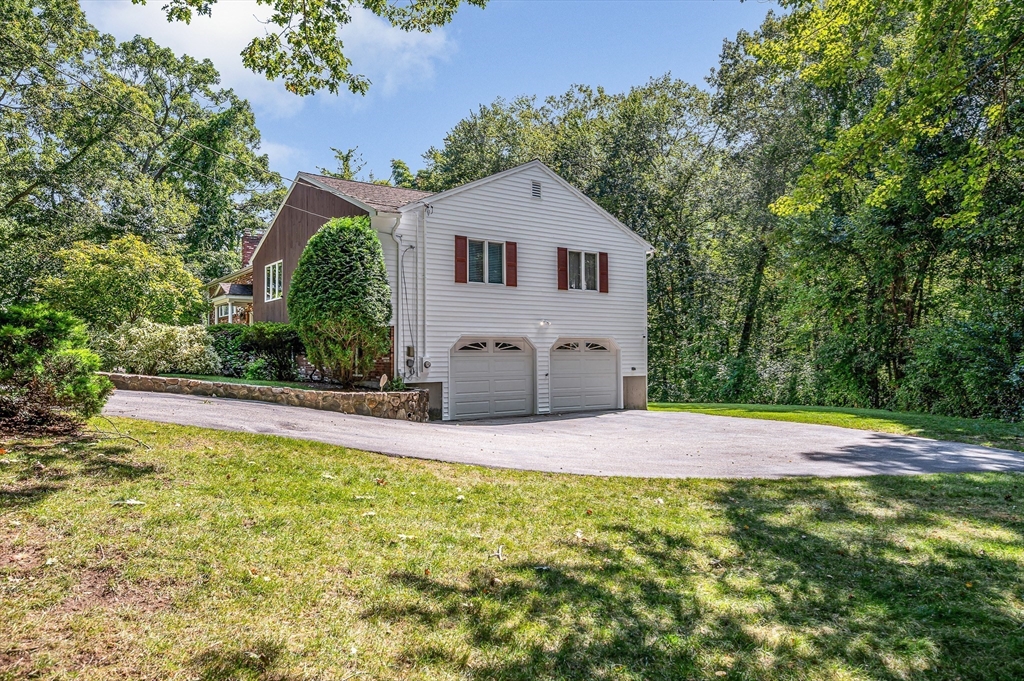 66 Colburn Road Reading, MA 01867 - Photo 31 of 40 Gallery Image 31