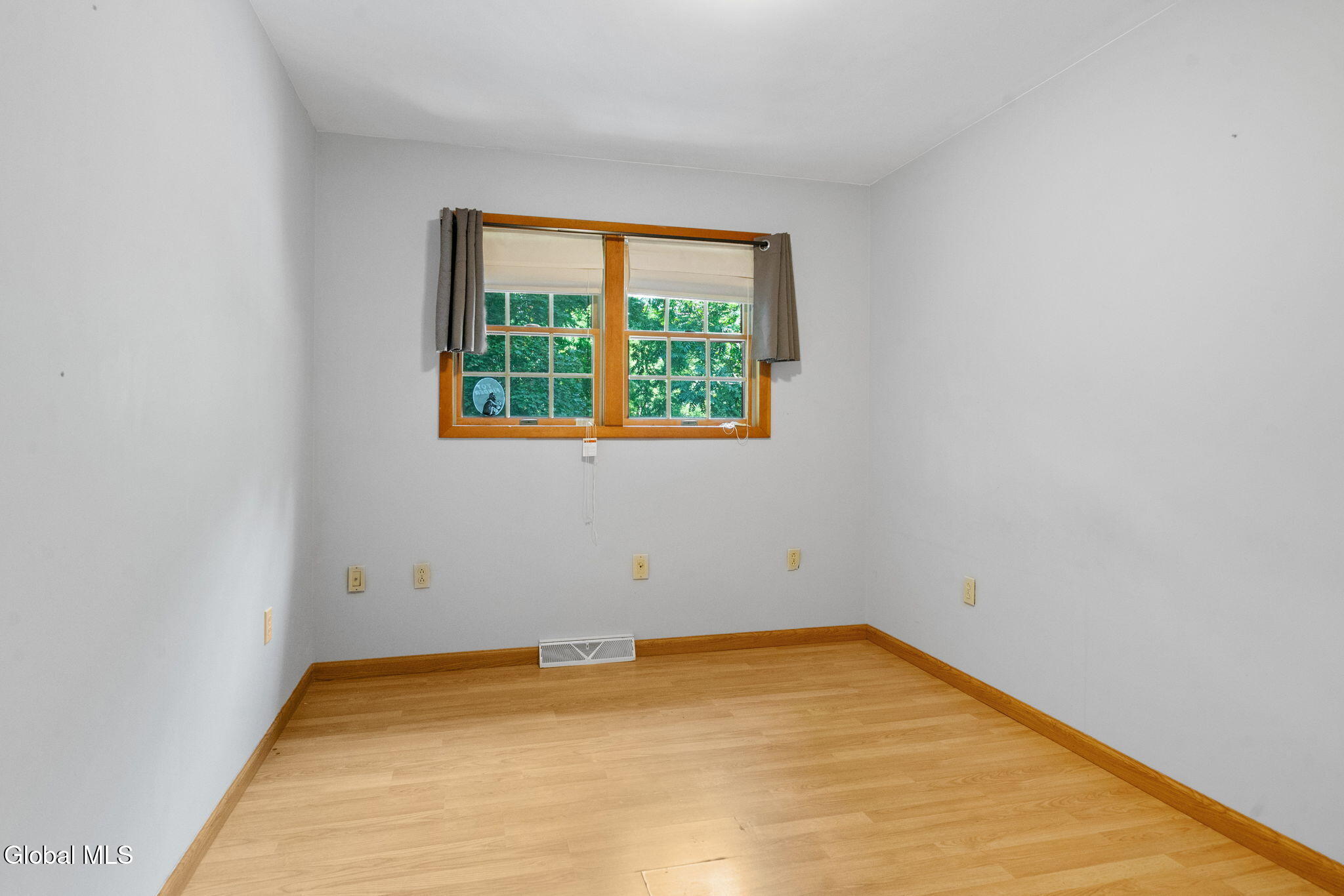 1449 New Scotland Road Bethlehem, NY 12159 - Photo 15 of 45 26-web-or-mls-1449-new-scotland-rd