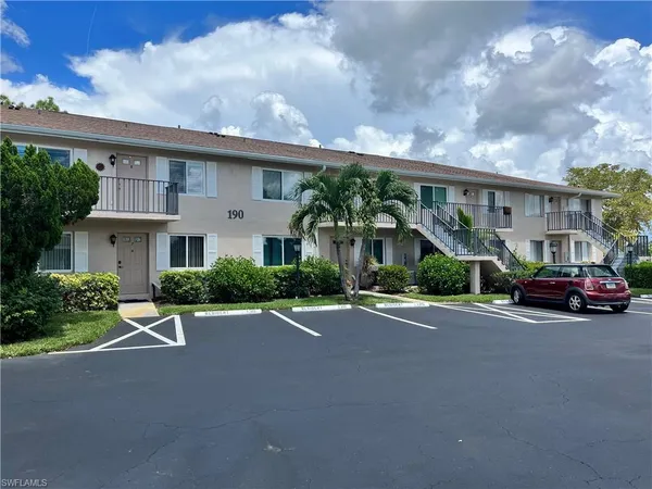 $2,500 | 190 Palm Drive, Unit 1, Naples, FL 34112