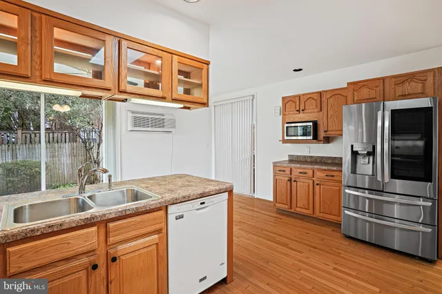 $4,995 | 5747 27th Street Northwest, Washington, DC 20015