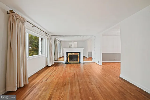 $4,995 | 5747 27th Street Northwest, Washington, DC 20015