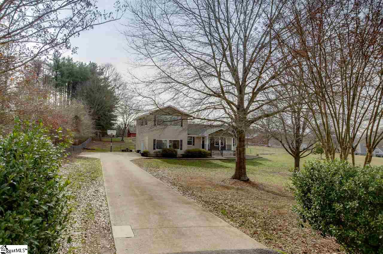 608 Phillips Road Greer, SC 29650 - Photo 35 of 36 Gallery Image 35