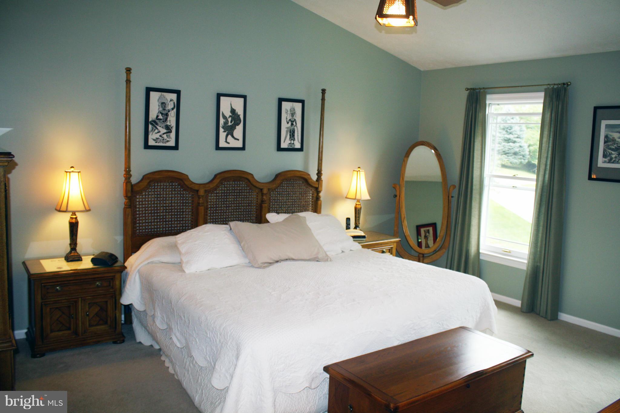 933 Metfield Road Baltimore, MD 21286 - Photo 16 of 30 Bedroom (Master)