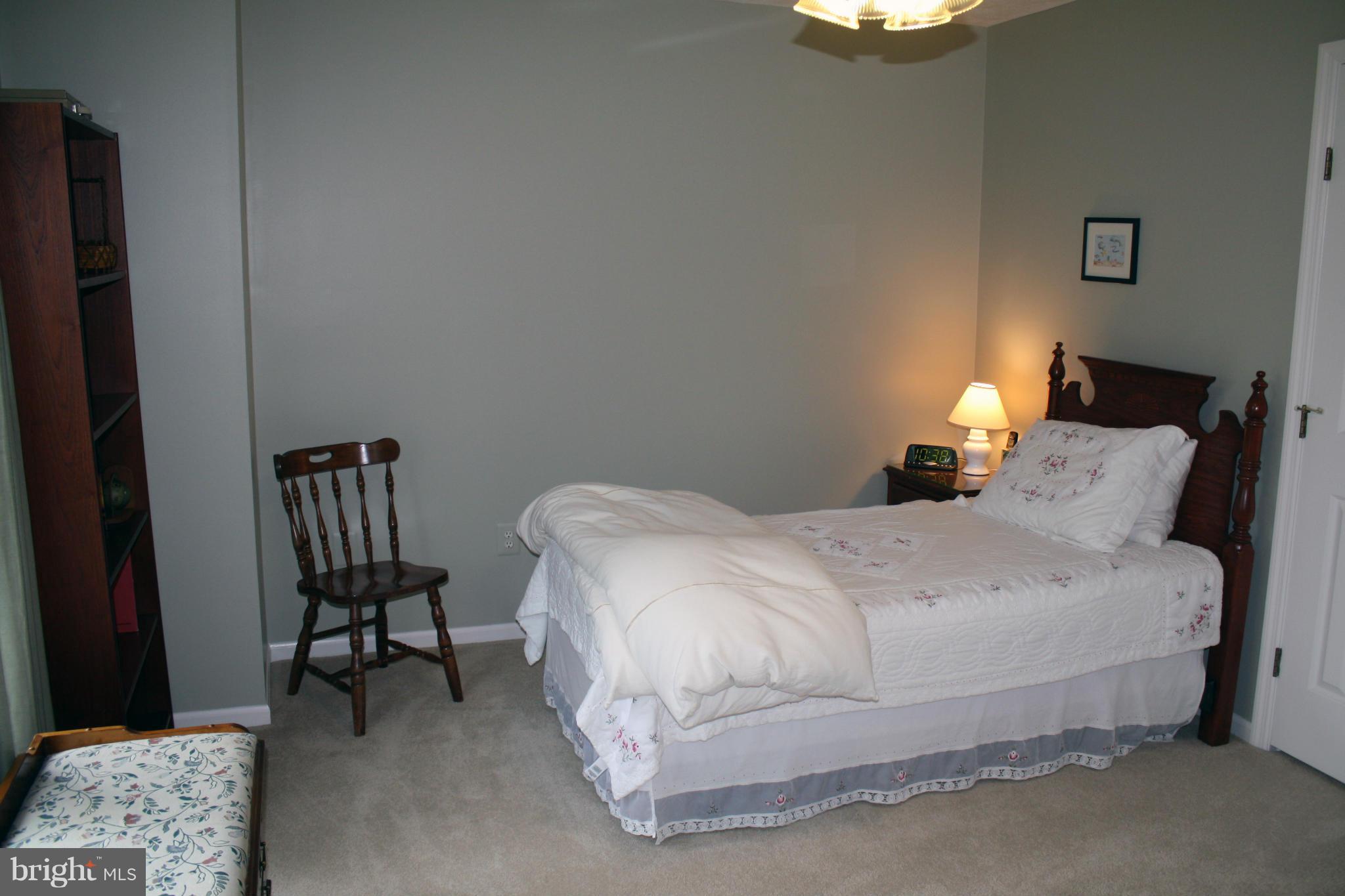 933 Metfield Road Baltimore, MD 21286 - Photo 22 of 30 Bedroom