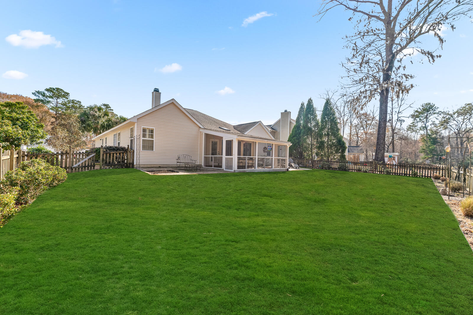 163 Oakbluff Road Summerville, SC 29485 - Photo 31 of 33 163 Oak Bluff Rd (35 of 35)