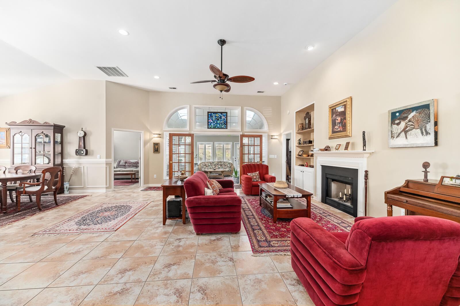 163 Oakbluff Road Summerville, SC 29485 - Photo 5 of 33 163 Oak Bluff Rd (5 of 35)