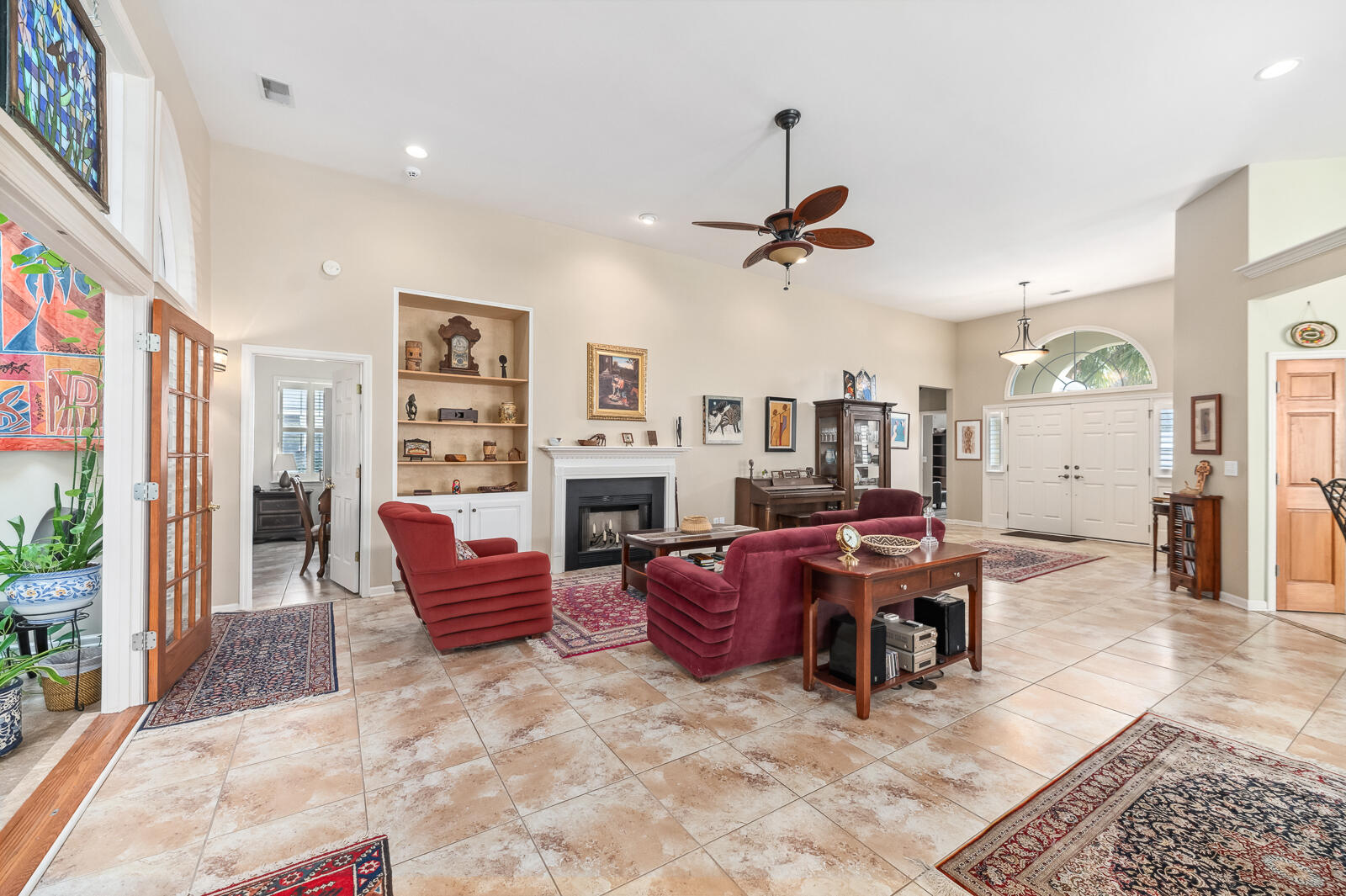 163 Oakbluff Road Summerville, SC 29485 - Photo 6 of 33 163 Oak Bluff Rd (6 of 35)