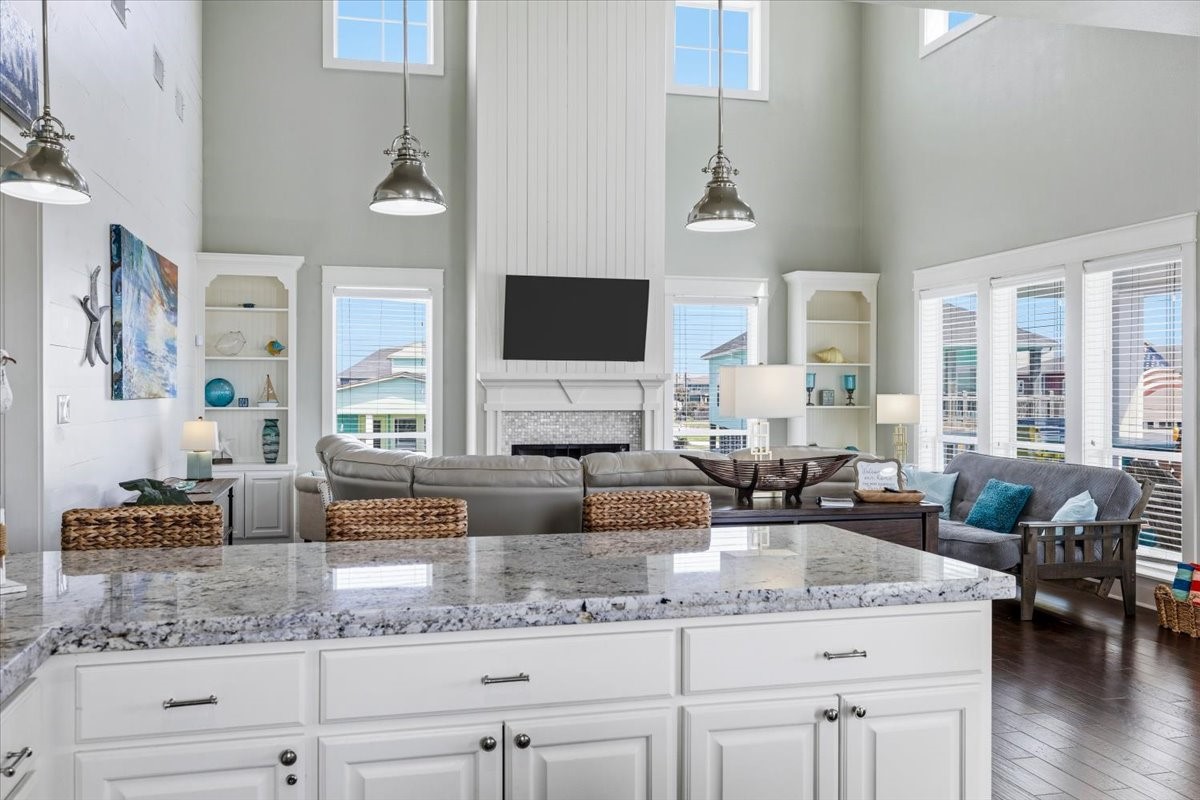 839 Eastview Crystal Beach, TX 77650 - Photo 19 of 44 a kitchen with granite countertop lots of counter top space