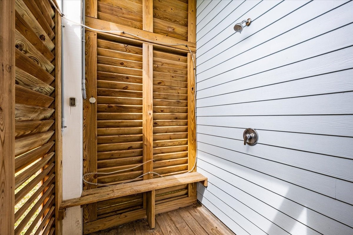 839 Eastview Crystal Beach, TX 77650 - Photo 41 of 44 a view of a balcony with door