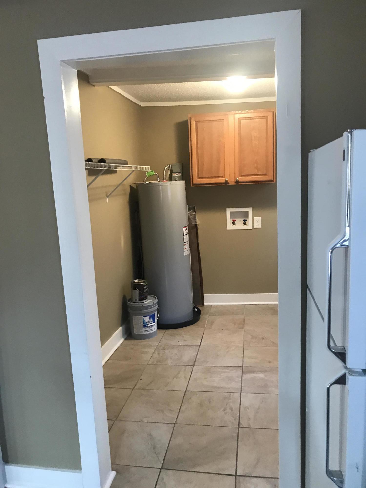 12 Little Comfort Road Savannah, GA 31411 - Photo 19 of 27 Laundry Room