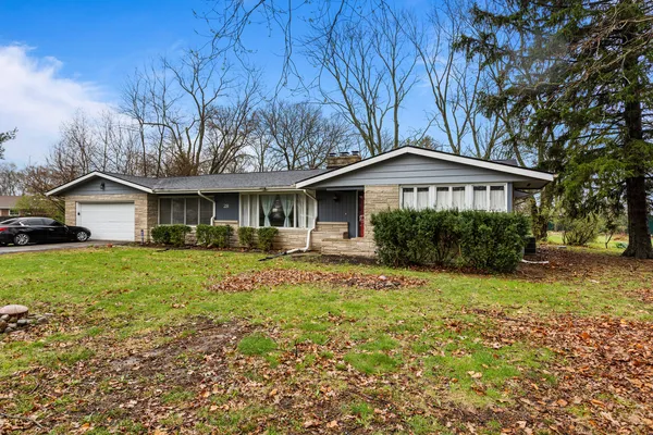 $400,000 | 28 Lange Avenue, Savoy, IL 61874