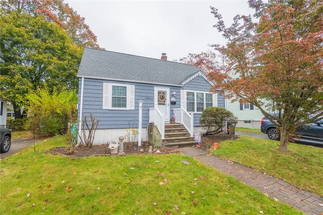 $380,000 | 105 Fordson Avenue, Cranston, RI 02910
