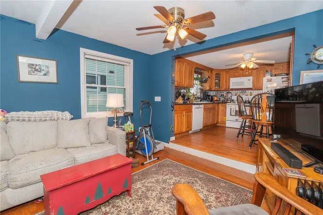 $380,000 | 105 Fordson Avenue, Cranston, RI 02910