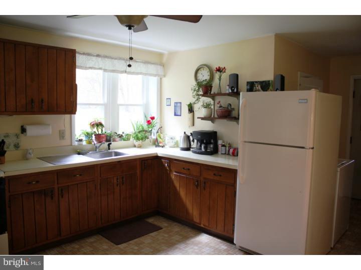 282 Old Furnace Road Riegelsville, PA 18077 - Photo 4 of 19