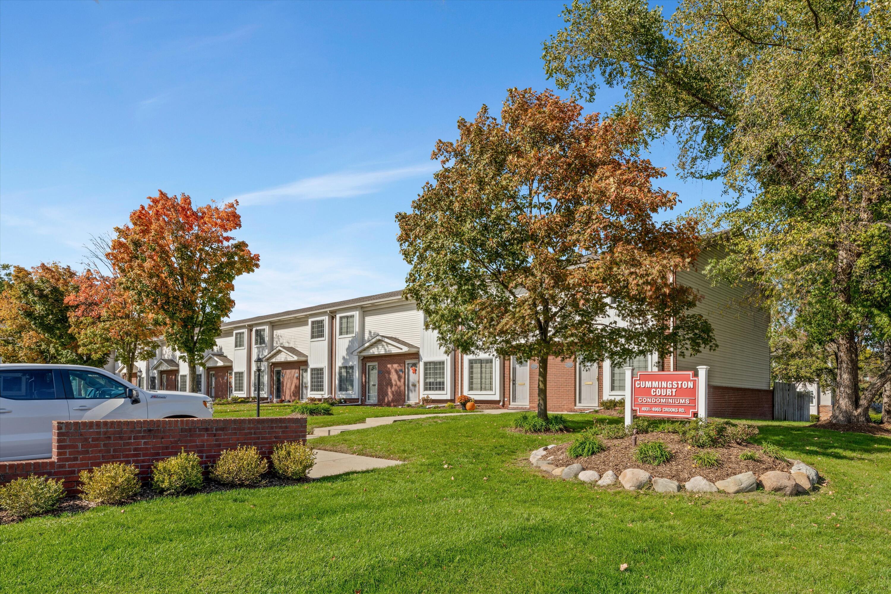 4957 Crooks Road Royal Oak, MI 48073 - Photo 23 of 25 31-4957 Crooks Rd 0024