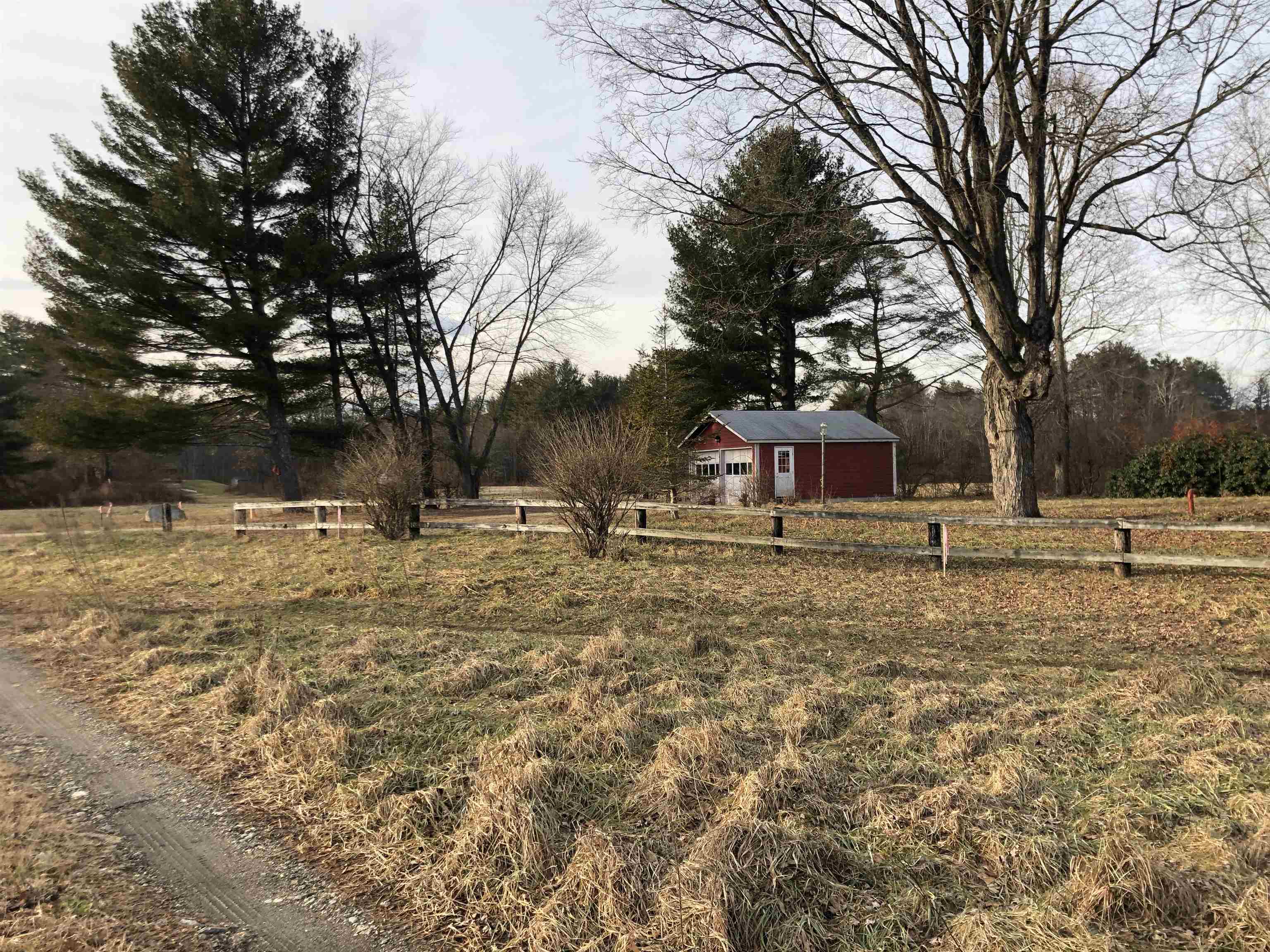 32 Merrimack Road Amherst, NH 03031 - Photo 1 of 12
