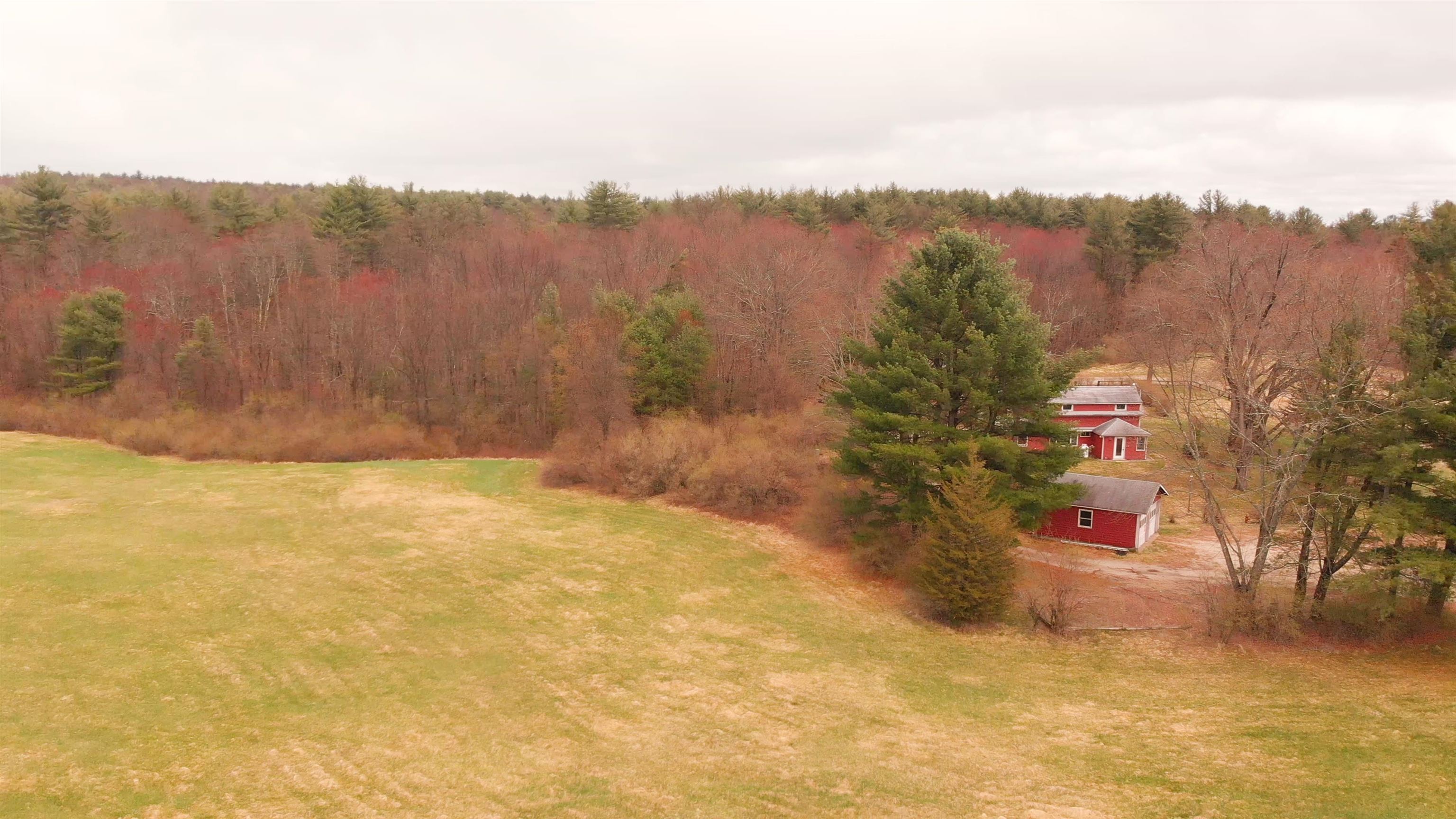 32 Merrimack Road Amherst, NH 03031 - Photo 7 of 12